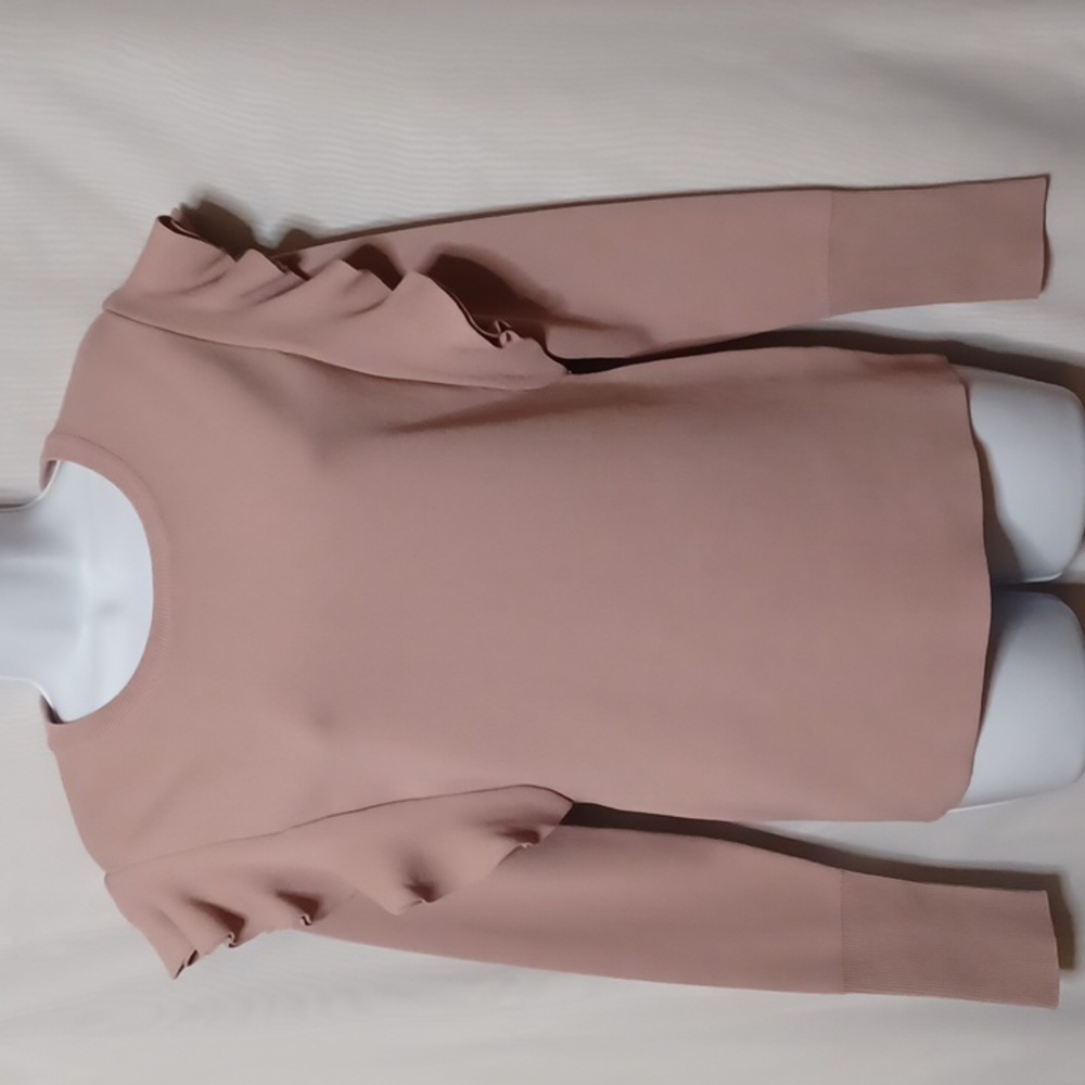 APPARALEL Ruffle Shoulder Dust Rose Long Sleeve Sweater. Size M